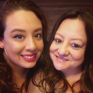 Meet your Posher, Loretta